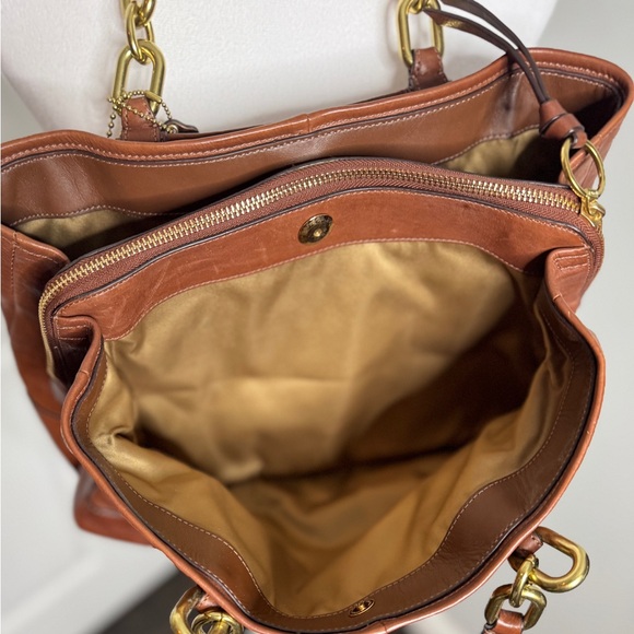 Coach Chelsea Jayden in Tan Leather, circa 2011 - Picture 10 of 15